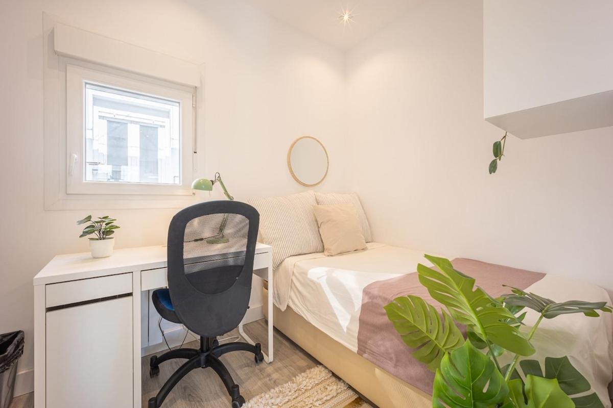 Apartamento Con Vistas En Lavapies Apartment Madrid Luaran gambar